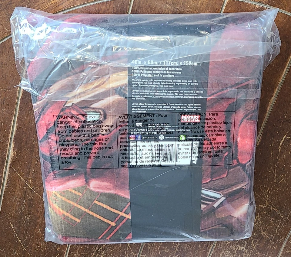 Marvel Studios: The Infinity Saga - IRON LEGACY 46" x 60" tiro suave sedoso Foto 2 de 2