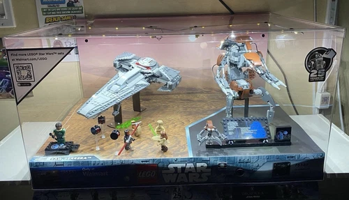 Lego Star Wars Walmart Display Case - 75383 - 75381