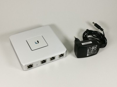 Ubiquiti UniFi Security Gateway USG | Dual WLAN Netzwerk in WEIß   TOP ZUSTAND  