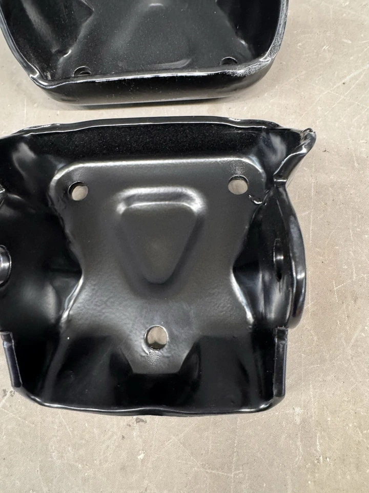 Camión Chevy K5 Blazer 1973-1987 GMC Jimmy Sierra cuadro cubierta soportes de motor V8 Foto 3 de 4