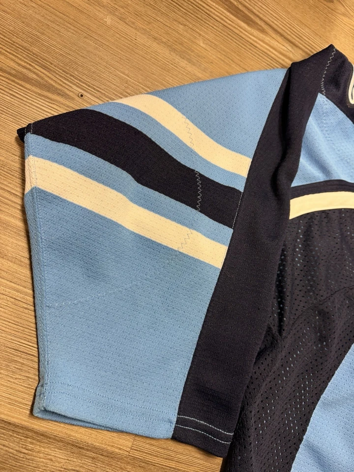 Camiseta deportiva de hockey para hombre University of Maine Black Bears Nike talla XL 50 vintage azul Foto 4 de 4