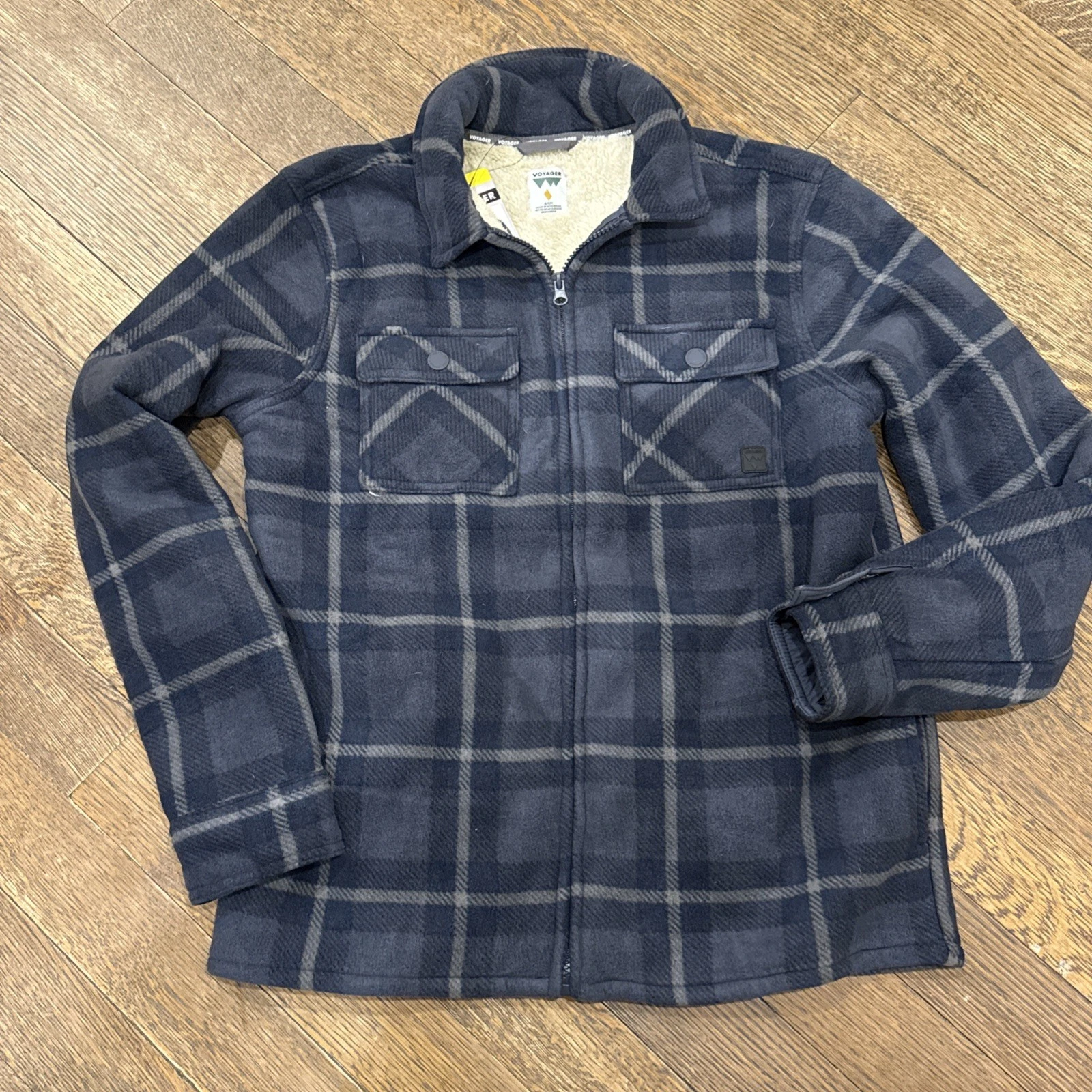 Voyager Men Full Zip Lined Shirt Jacket Navy Blue Plaid Small Warm Outerwear NEW