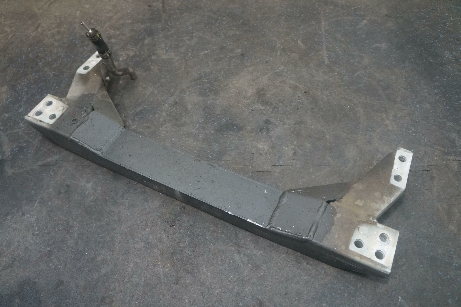 Rear Lower Transmission Gearbox Mount Crossmember 985317219 Ferrari 488 2016