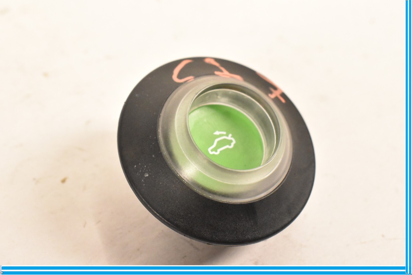 0107 MERCEDES W203 C230 C320 REAR TRUNK GATE RELEASE BUTTON 0028214951