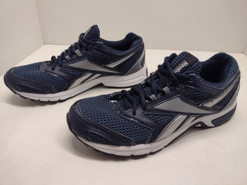 reebok sepatu running