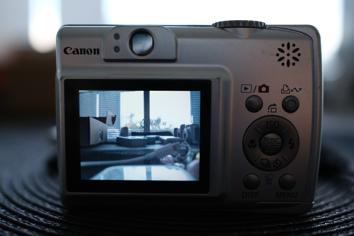 Canon PowerShot A550 7.1 MP Digital Camera - Silver for sale Canon PowerShot A550 7.1 MP Digital Camera - Silver for sale