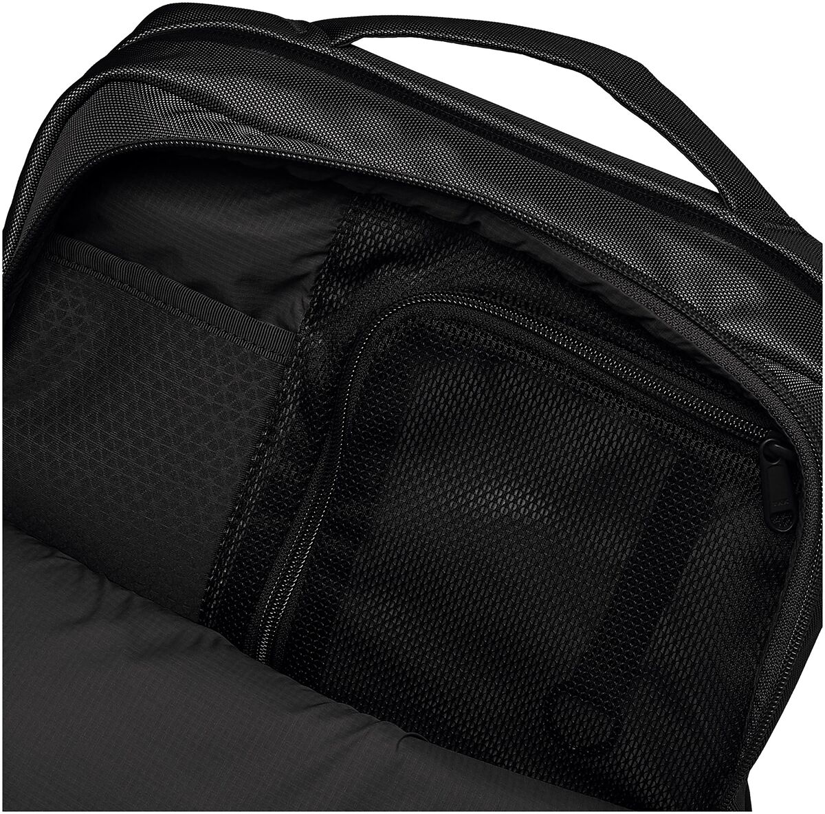 THE NORTH FACE Shuttle Daypack Slim 15.5L Backpack NM82215 THE NORTH FACE Shuttle Daypack Slim 15.5L Backpack NM82215