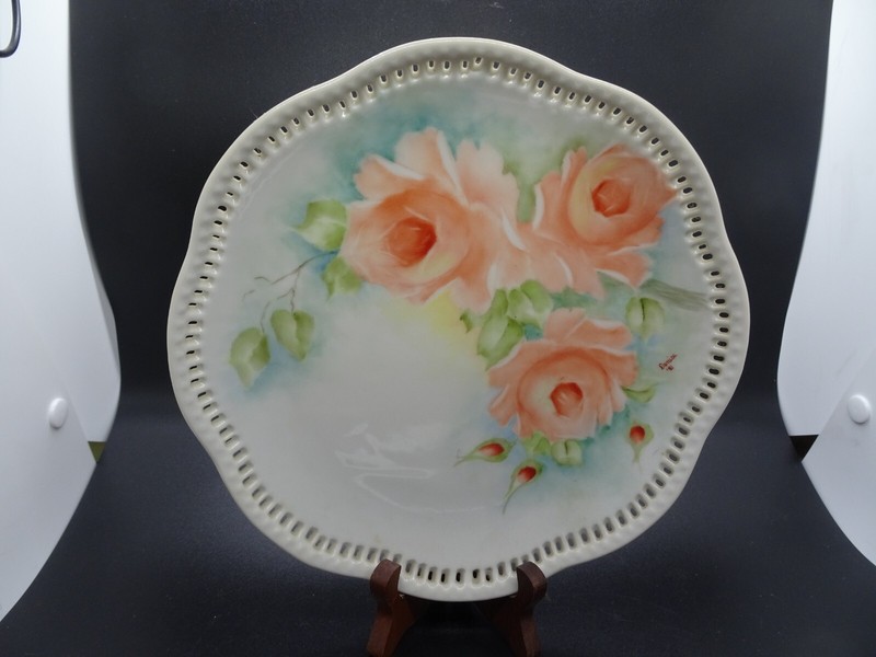 Vintage 1981 HandPainted Reticulated Plate 