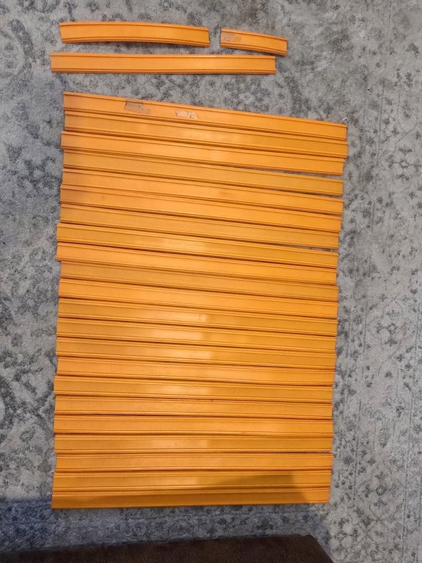 Vintage Hot Wheels Redline Era Orange Straight 24" Track 25 Pieces 3 Shorter