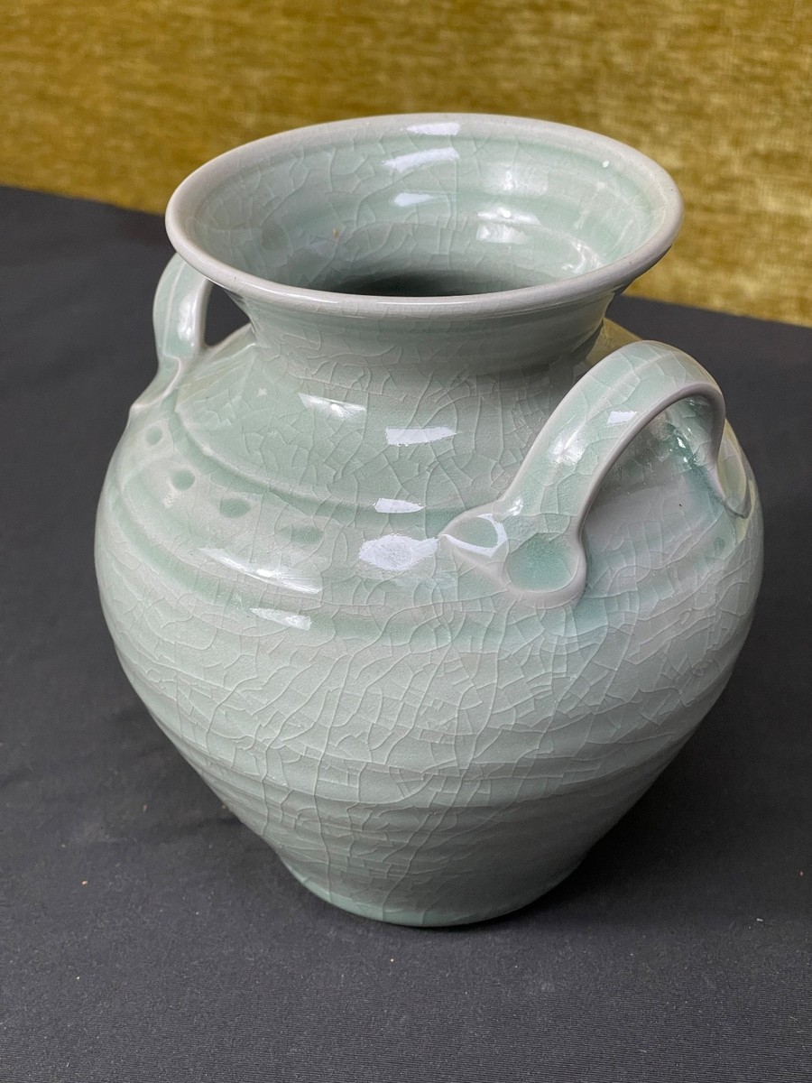 Simon Pearce pottery 5.75