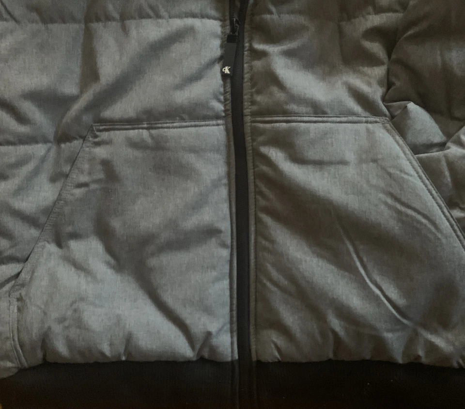 Calvin Klein Jeans Niños Chaqueta de Invierno Con Capucha Forrada de Vellón Cremallera Completa Talla XL 18/20 Foto 3 de 4