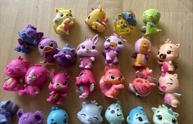 Hatchimals Lot of 30 Mixed Mini Toy Figures  And Platinum CollEGGtibles