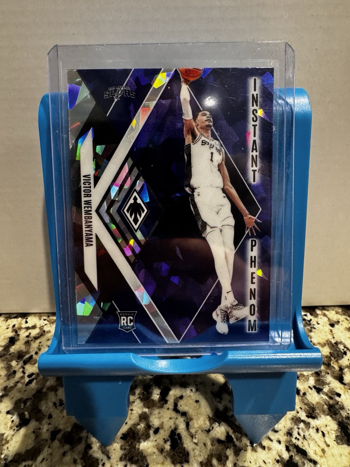 2023-24 Panini Phoenix - Instant Phenom Victor Wembanyama #13 Blue Ice (RC)