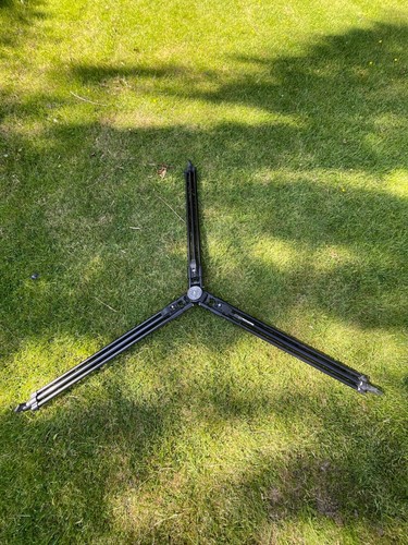 MANFROTTO 351MVB PRO VIDEO SPOTTING SCOPE TRIPOD GREAT CONDITION WITH 75MM BOWL - Picture 3 of 18