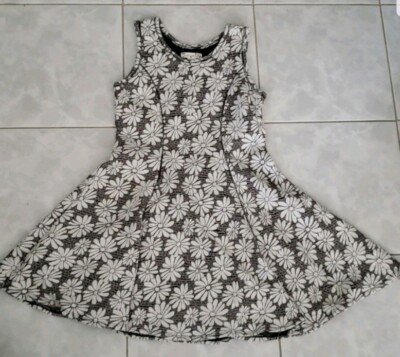 Knit Wok Girls Floral Dress, Black/White, Excellent Condition, Size 16