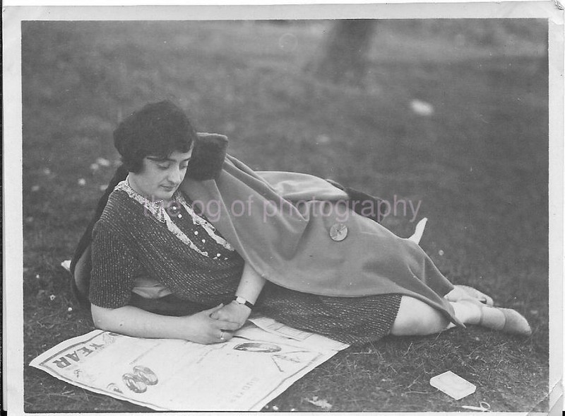 A WOMAN FROM BEFORE Found PHOTOGRAPH bw FREE SHIPPING Original VINTAGE 07 6 E