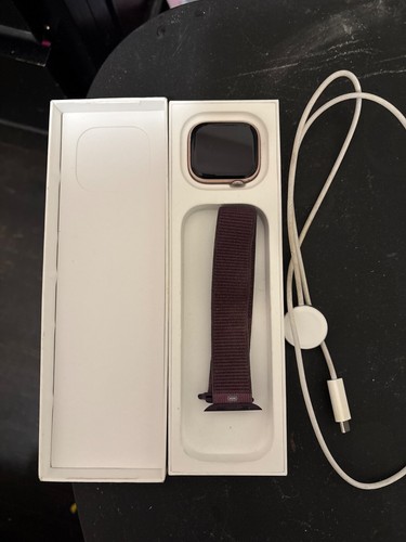 iphone watch series 10 46mm, Great condition and hardly worn. - 第 2/4 張圖片