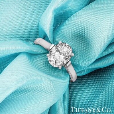 Tiffany Platinum Oval Cut Diamond Engagement Ring