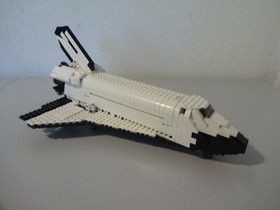 (AH 2) LEGO 7470 Space Shuttle Discovery WITH ORIGINAL PACKAGING & BA 100% COMPLETE Used