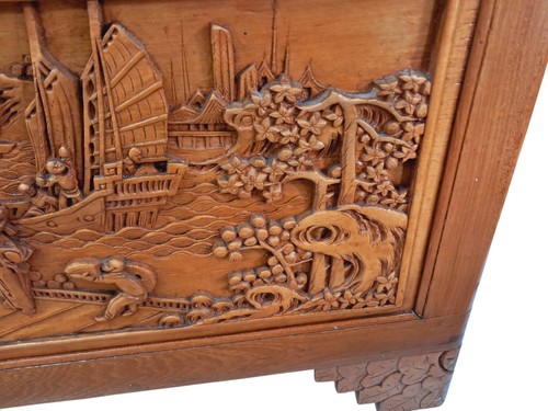 Vintage Chinese Carved Trunk Antique Camphorwood Large Chest Coffee Table 1950 - Picture 15 of 22