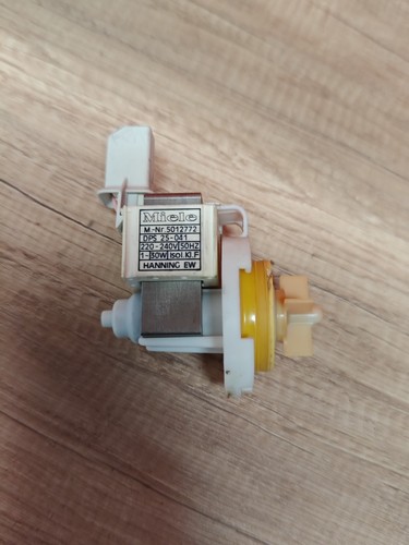 Miele Waschmaschine Wasserablaufpumpe Laugenpumpe 5012772