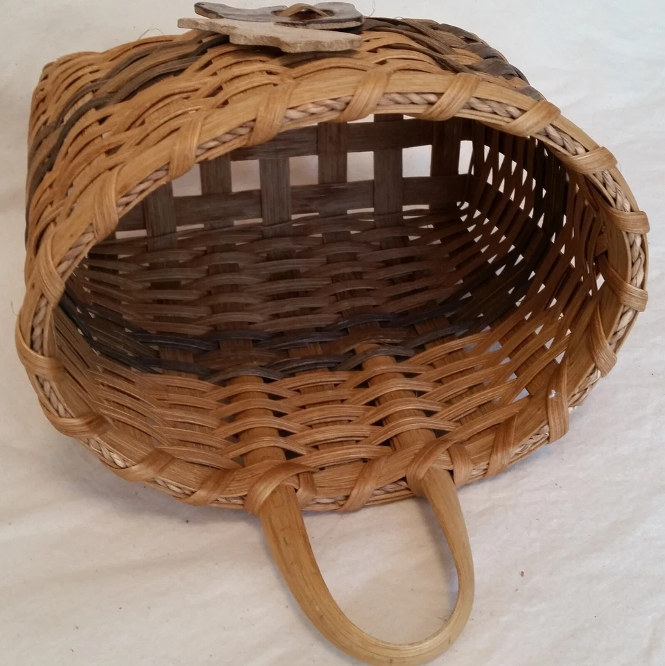 Woven Wall Basket with Woodland Motif - Image 3 of 4
