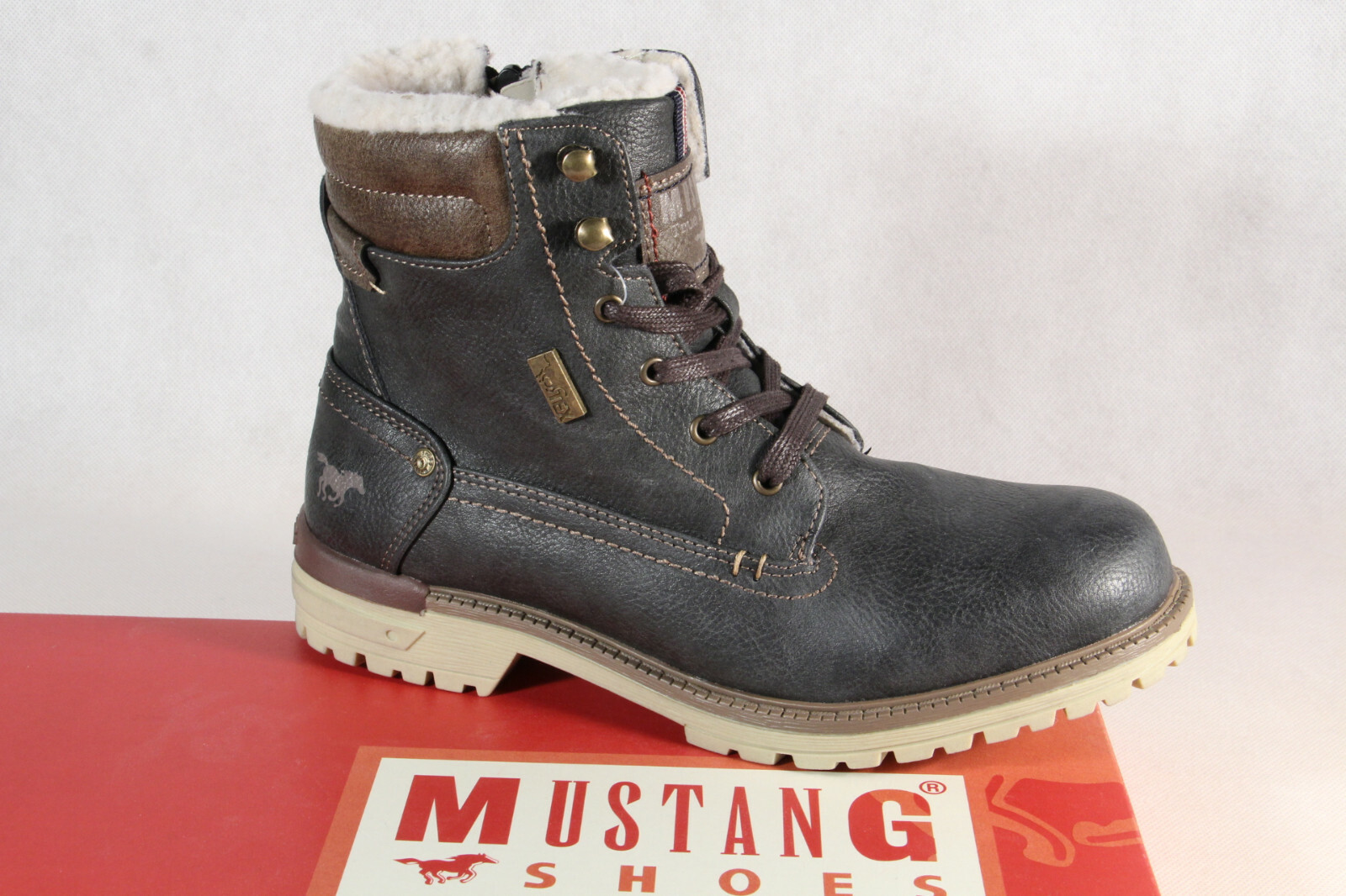Mustang Ankle Boots Winter Boots Grey 