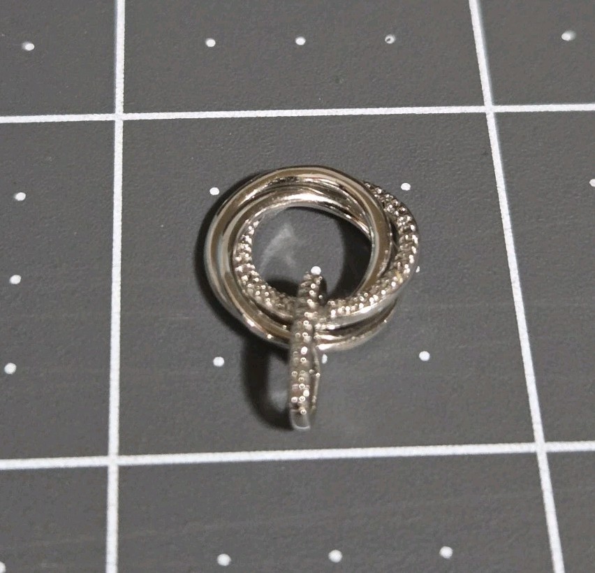 Sun 925 Interlocking Open Circle Accent Pendant. … - image 6