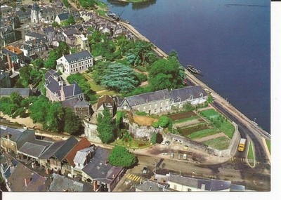CPM 44 ANCENIS Institution du Château