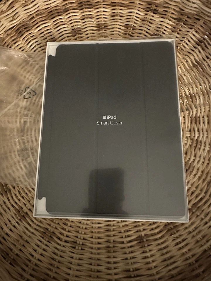 Original Apple iPad 9,7" Smart Cover Schutz Hülle Tasche Dunkelgrau MQ4L2ZM/A