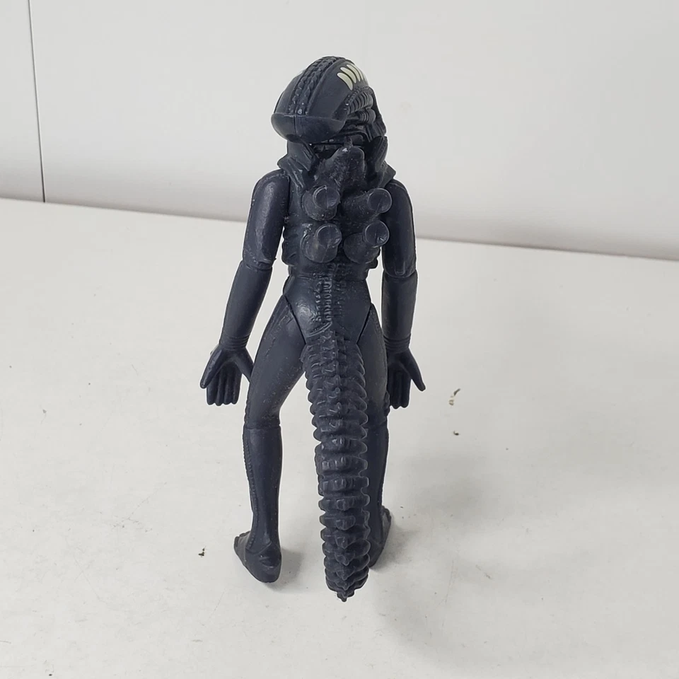 "Figura de acción Fox Alien Queen 2013 con lengua extensible 4,5"" Super 7 Funko" Foto 4 de 4