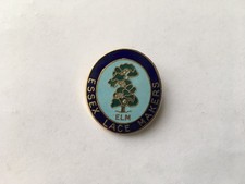VINTAGE ELM ESSEX LACE MAKERS ENAMEL PIN BADGE