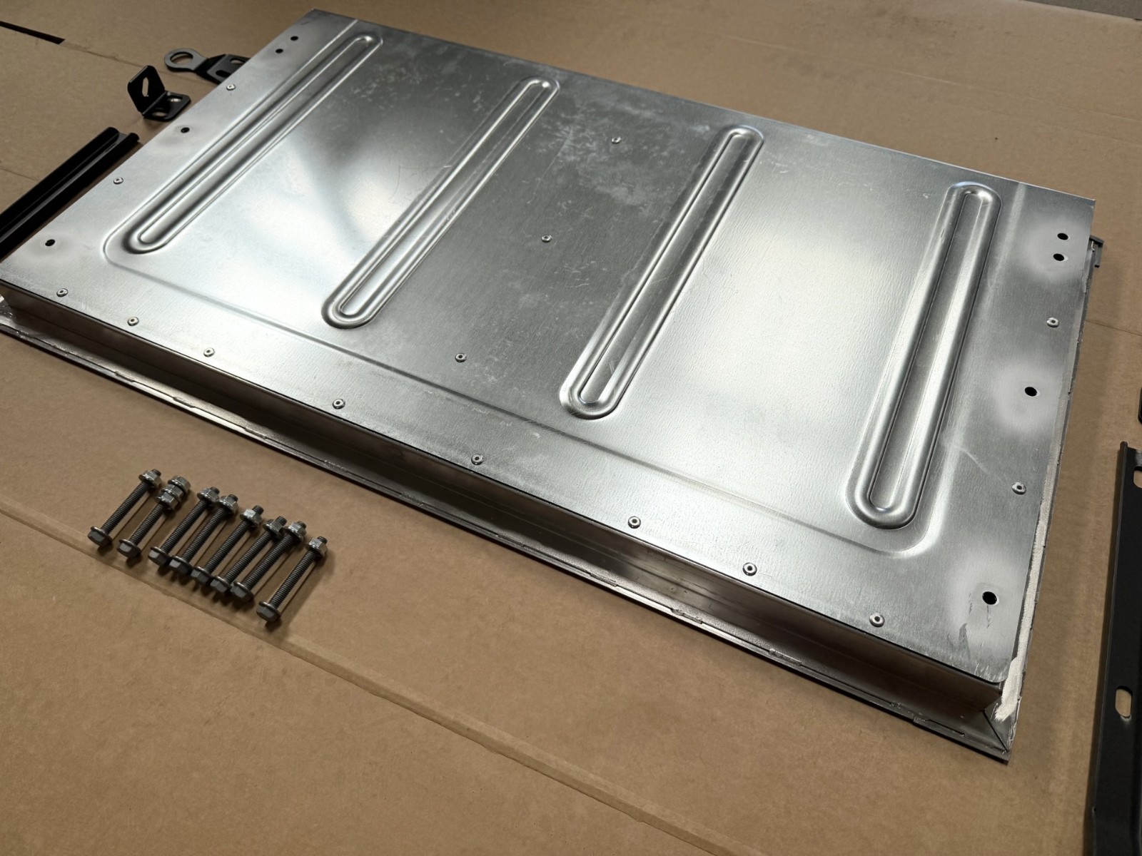 Pick Up Drop Down Tailgate Land Rover Defender 83-16 & Series 2 3 MUC8736