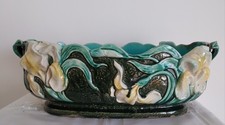 BARBOTINE, FAÏENCE XIXÈME, GRANDE JARDINIÈRE,ART NOUVEAU,LONG. 45,5 cm,DE BRUYN?