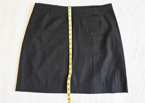 Gap Skirts Pair of 2 in Diff Colors;Size 10 Black; Gray Wrap / Flap Side Zipper - Picture 8 of 9