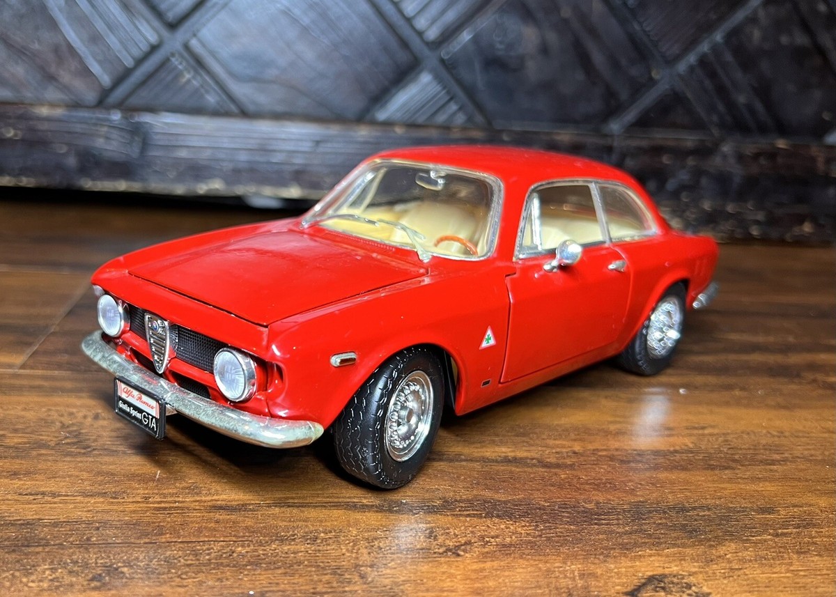 Road Signature 1:18 Scale Diecast Red 1965 Alfa Romeo Giulia | eBay