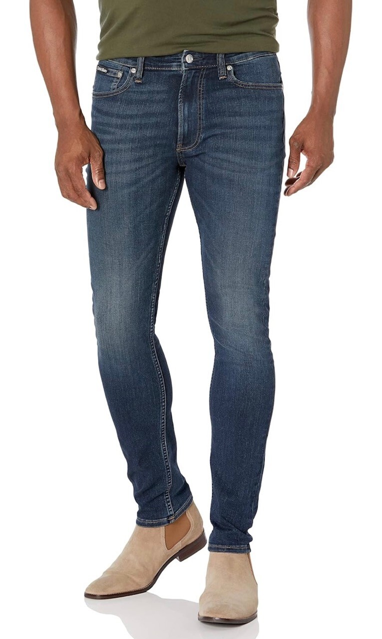 Avedon Dark Blue Wash 34x34