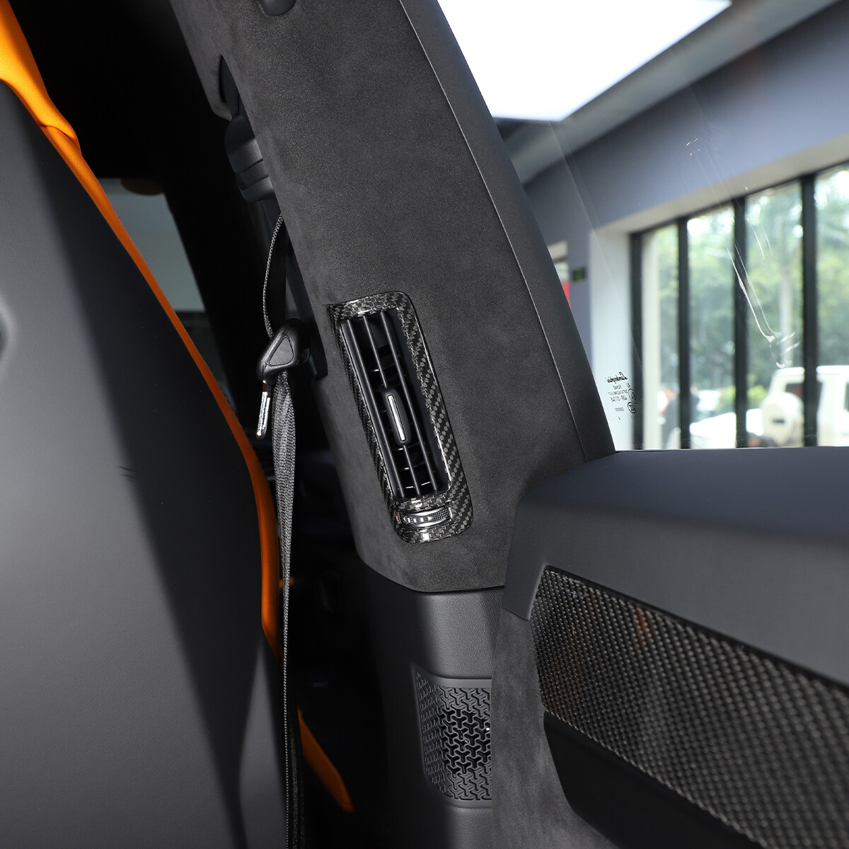 Real Carbon Fiber B Pillar Air Outlet Vent Cover Trim For LAMBORGHINI URUS 18-22