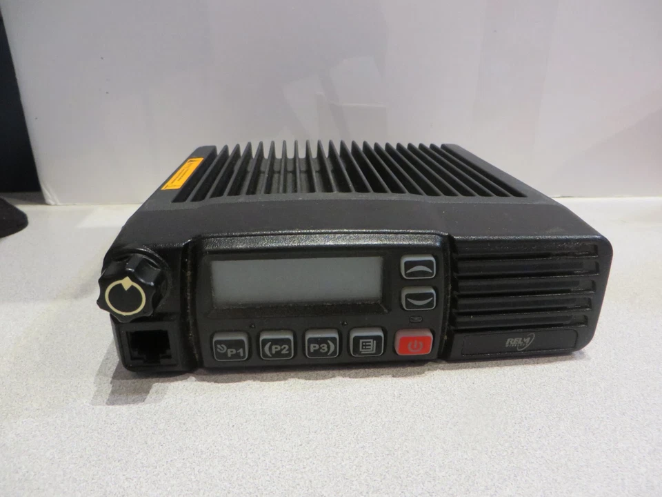 Relm RMV8150 VHF 136-174 MHz 50 Watt 512 Channels Mobile Radio unit - Image 2 of 4