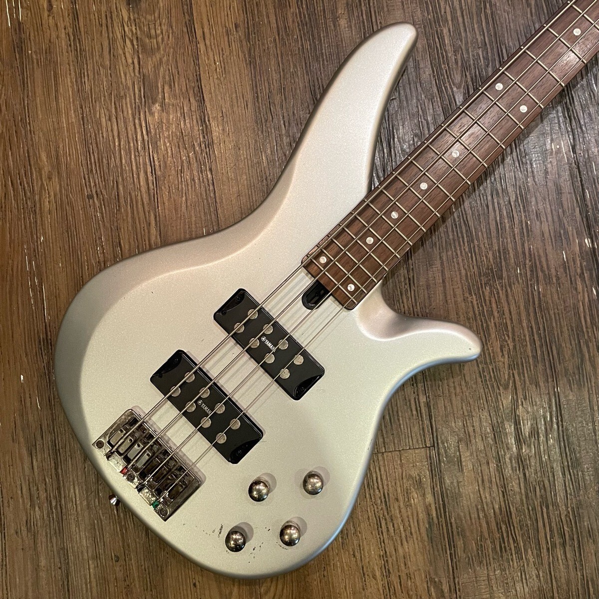 Electric Bass Guitar Yamaha RBX-374 Gray Color SN QOP0791Y Electric Bass Guitar Yamaha RBX-374 Gray Color SN QOP0791Y