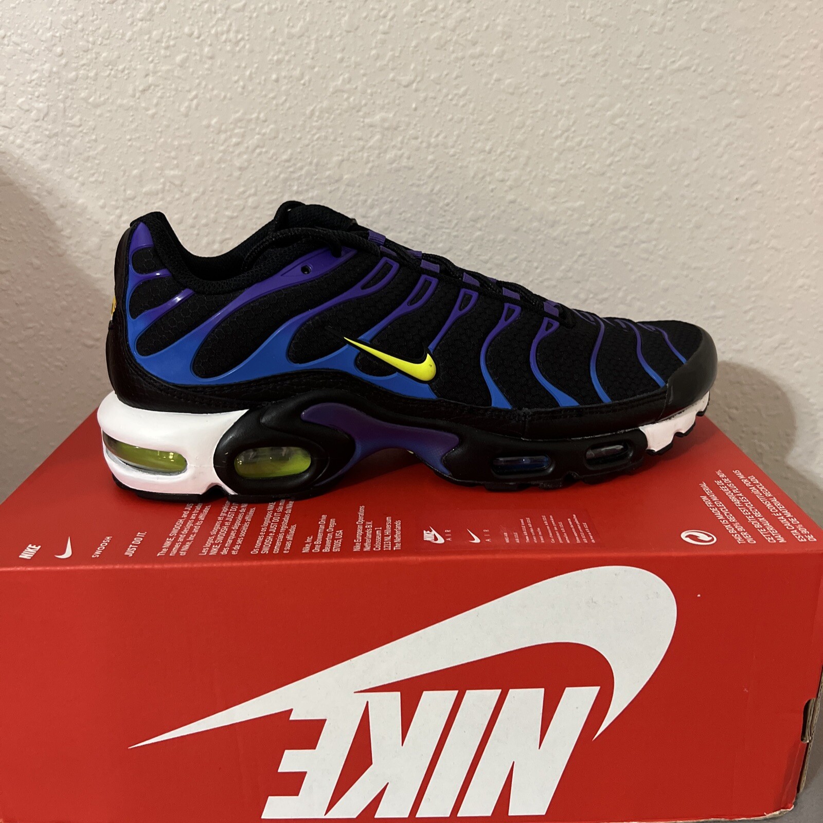 nike air max plus kaomoji