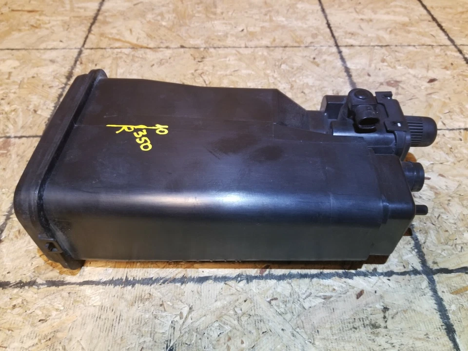 07 08 09 10 Bote de vapor de combustible OEM Mercedes R350 Foto 4 de 4