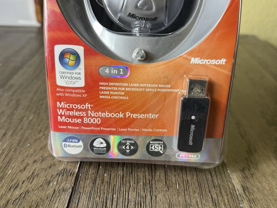 Microsoft Wireless Notebook Presenter 8000 1065 Silver Bluetooth Mouse - Image 4 of 4