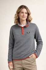 L.L. Bean Women's Heritage Sweatshirt Quilted Pullover Gray Red Trim Size M.
