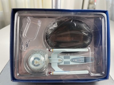 Star Trek  U.S.S. Pasteur NCC-58925  Raumschiff  ca. 14 cm - OVP - Top Zustand 