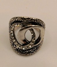 Size 7 Silvertone Chunky Fashion Ring.