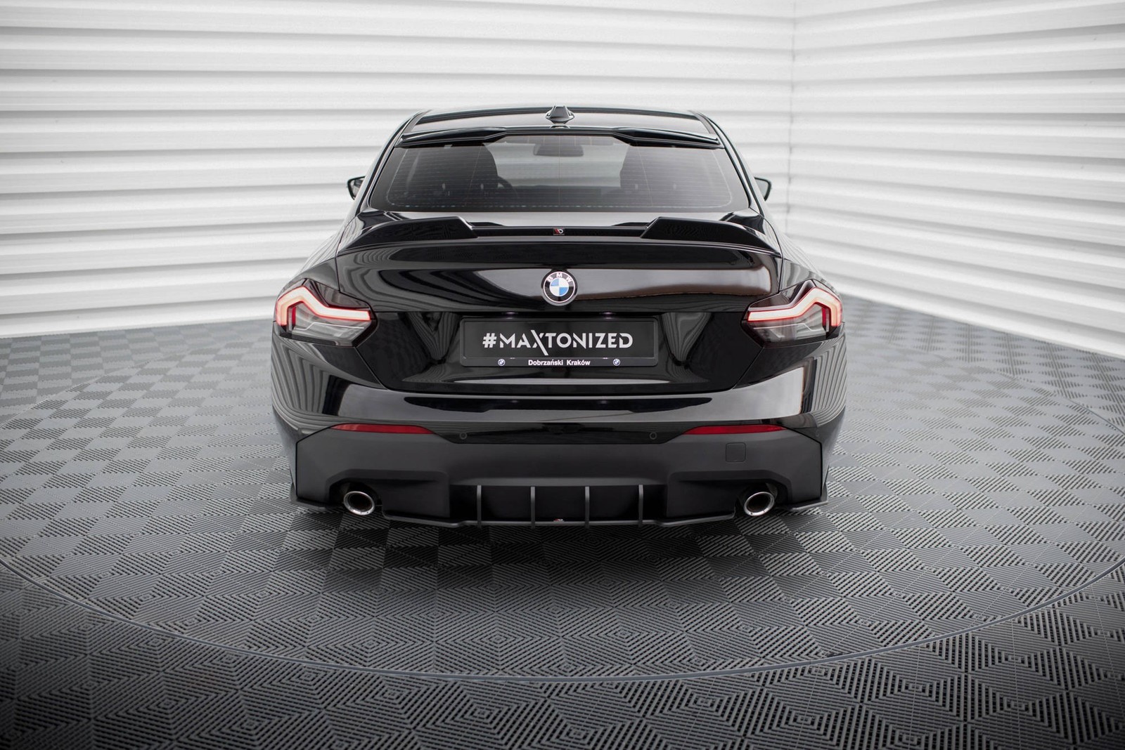 Diffuseur arriere BMW 2 Coupe G42 pour remplacer le plastique terne