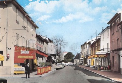 AK Ansichtskarte Postkarte 10x15cm SAINT-DONAT DRÔME Avenue Georges BERT