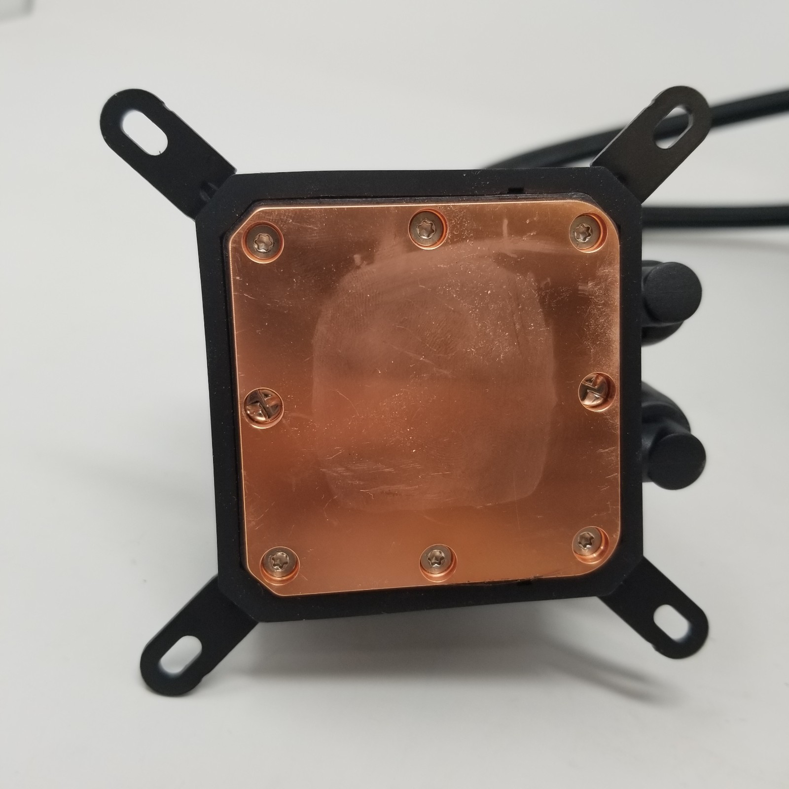 Enermax Liquid CPU Cooler *No fans included*