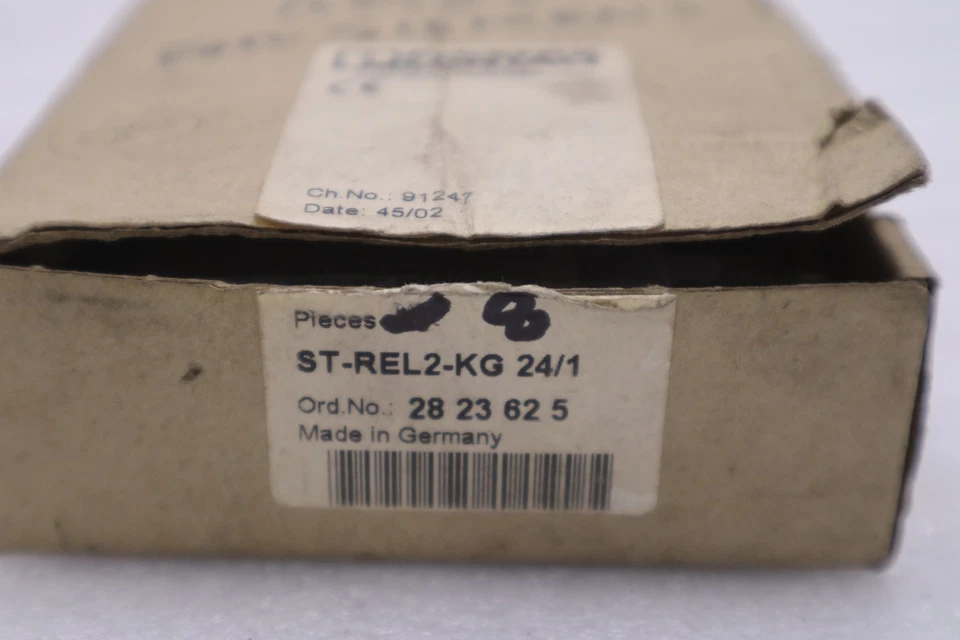 NUEVA CAJA ABIERTA DE 8 PHOENIX CONTACT 2823625 ST-REL2-KG 24/1 STK K4027CC Foto 3 de 4